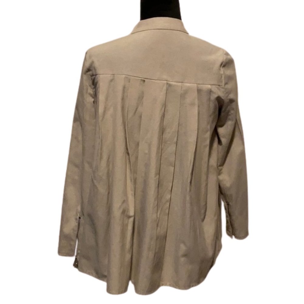 Layered/Pleated Snap-down Boho Top - Picture 2 of 4